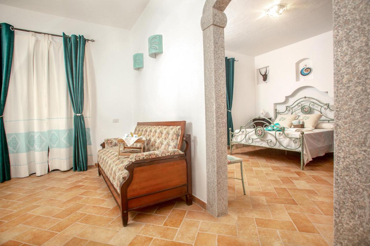 Vincent House Hotel Santa Teresa Gallura Exterior photo